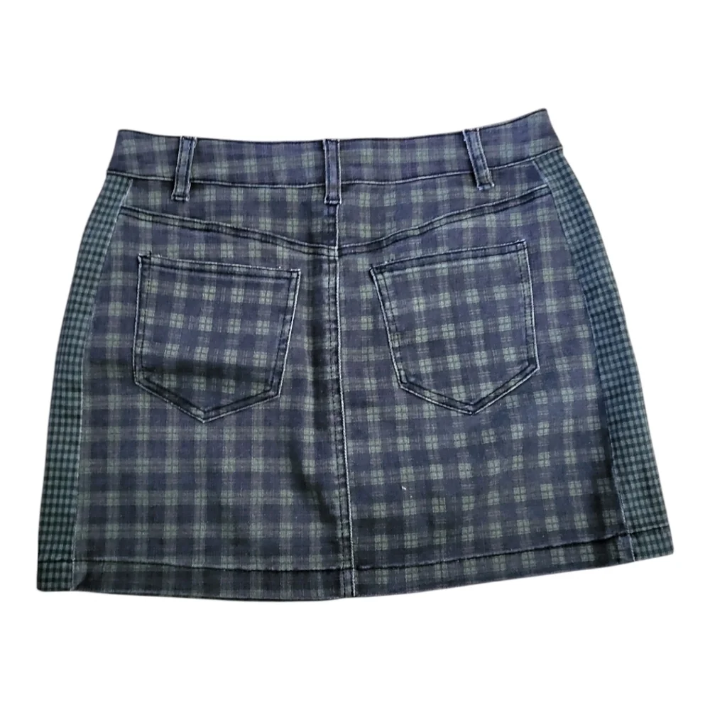 💕Rocks and‎ indigo Plaid Button-Front Skirt